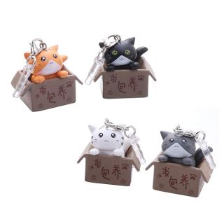 Cute Cat in Boxes Dust Plug Stopper Universal 3.5mm Silicone Earphone Jack Plug Cap for and Others Smartphone(Random Color) 1PCS